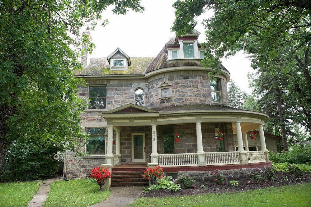 Bellas Castle Morden Luaran gambar